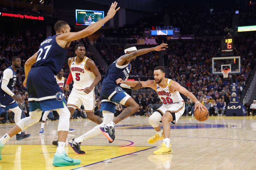 他与莉利娅 他与莉利娅