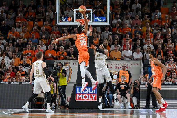 条件和地形 条件和地形