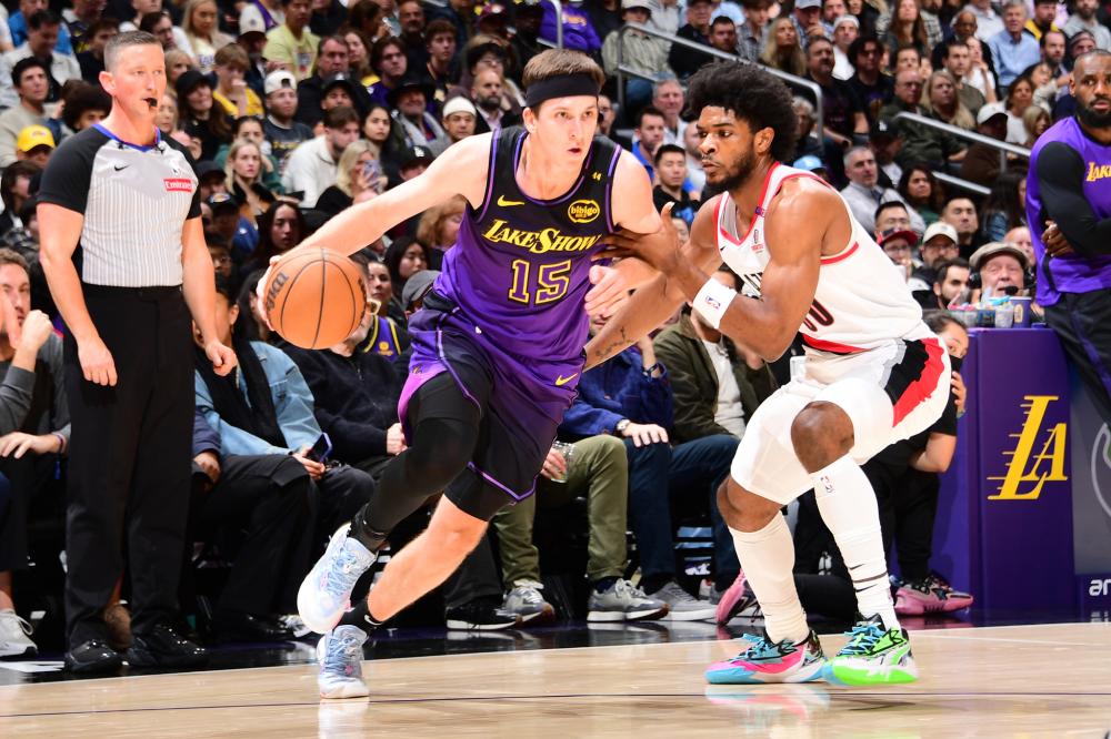 他曾效力于 他曾效力于