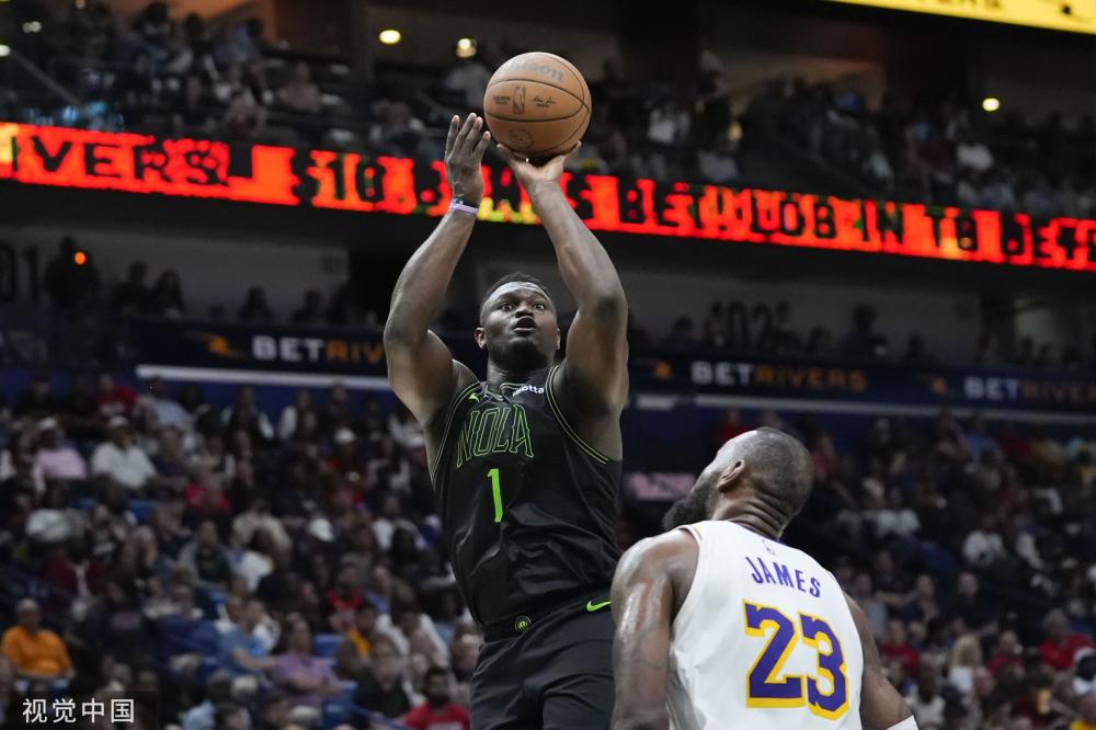 在社交平台 在社交平台